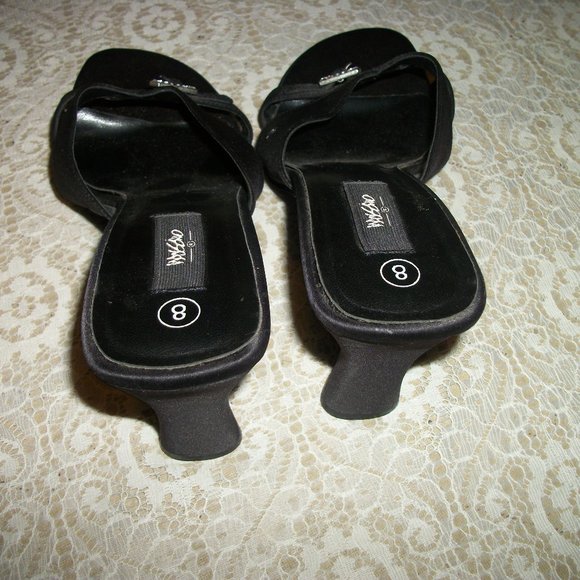 DARLING MOSSIMO BLACK SATIN MULE PUMPS 8 - Picture 6 of 6